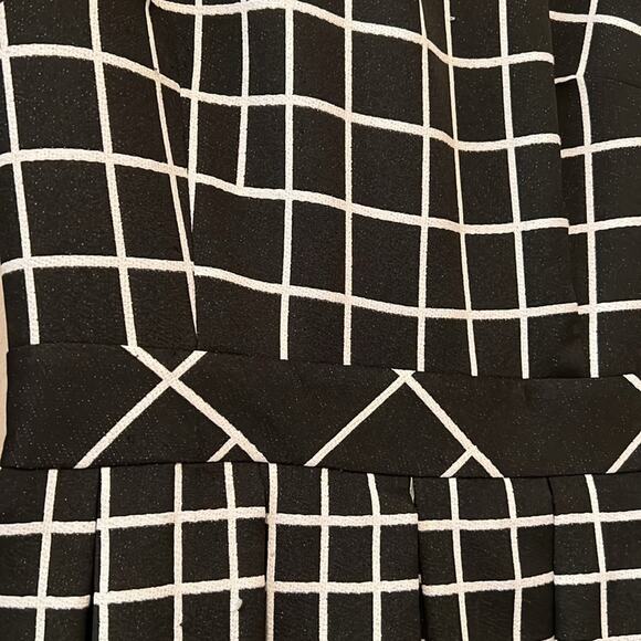 Tailored Pleated Midi Dress - Picture 3 of 6